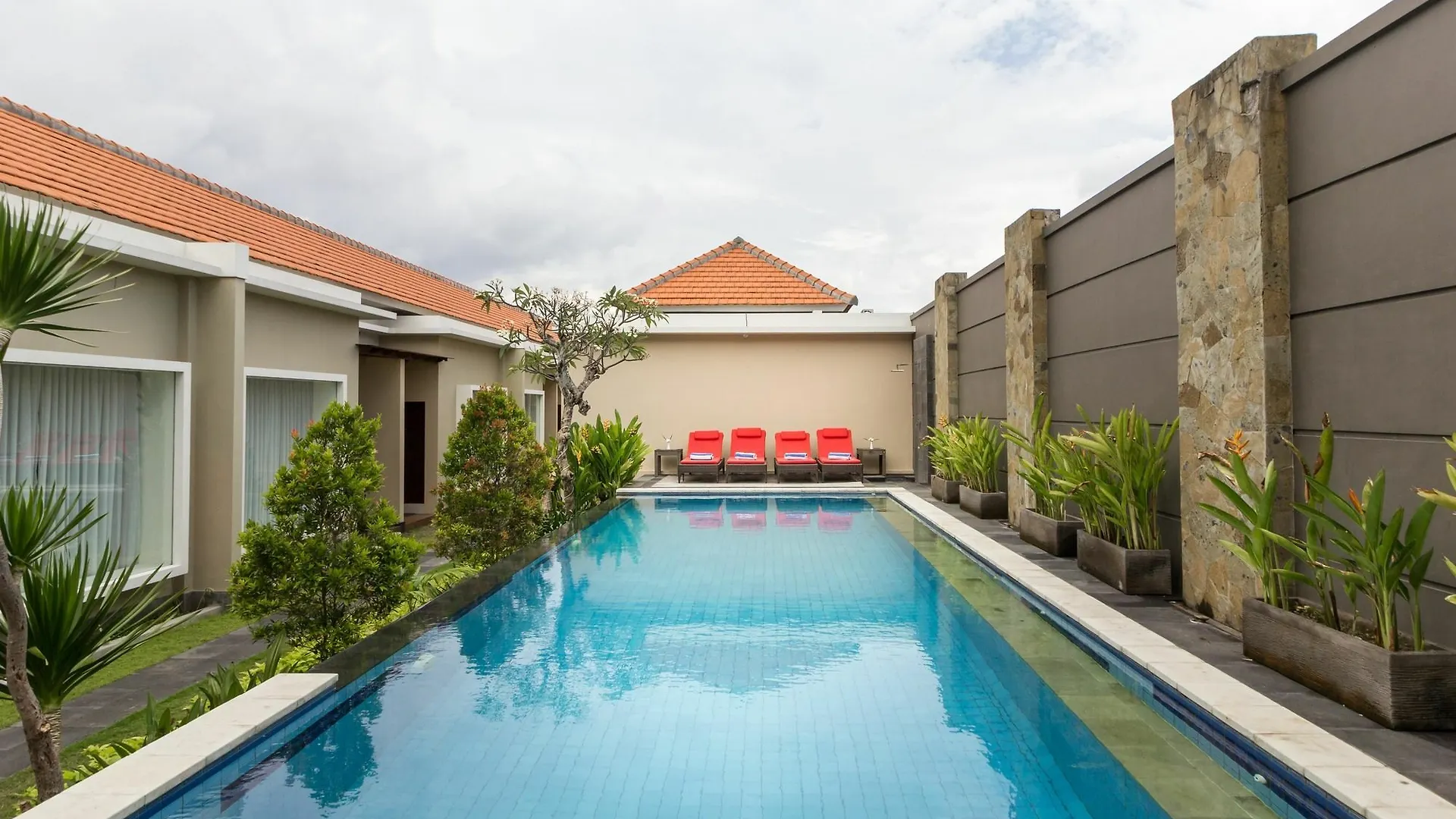 Reddoorz @ Nakula Seminyak 2 Guest House Kuta
